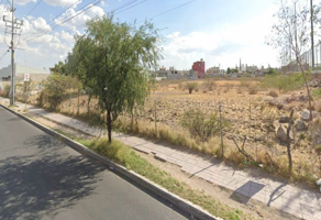 Foto de inmueble en Av Cerro Sombrerete #1199, Col. El Vergel Fase V C.P. 76148, Querétaro