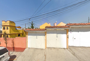 Foto de inmueble en Francisco Javier Mina, Col. Margarita Maza de Juárez C.P. 52926, Atizapán de Zaragoza