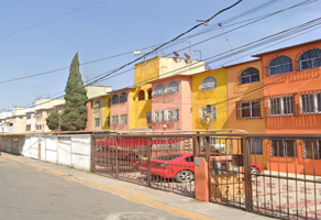 Foto de inmueble en Teoloyucan 19 #19, Col. Rey Nezahualcóyotl C.P. 57809, Nezahualcóyotl