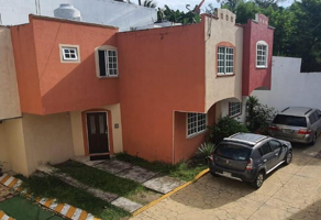 Foto de inmueble en Avenida Ursulo Galvan 355 #355, Col. Adalberto Tejeda C.P. 94298, Boca del Río