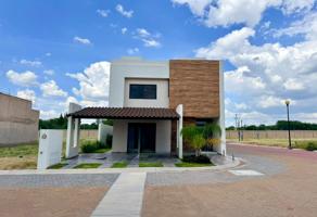 Foto de inmueble en Pl. de la Alondra 14, Residencial Las Plazas, 20126 Aguascalientes, Ags. #14, Col. Residencial las Plazas C.P. 20126, Aguascalientes