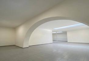 Foto de inmueble en Virrey Antonio de Mendoza, 58000 Morelia, Mich., Col. Virrey Antonio de Mendoza C.P. 58228, Morelia