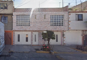 Foto de inmueble en Ñires  #121, Col. La Perla C.P. 57820, Nezahualcóyotl