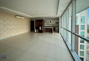 Foto de inmueble en Av. Miguel Hidalgo y Costilla 3017, Vallarta Nte., 44690 Guadalajara, Jal. #3017Int. 1001B, Col. Vallarta Norte C.P. 44690, Guadalajara