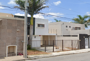 Foto de inmueble en Avenida los Almendros, Col. Los Almendros C.P. 87049, Victoria