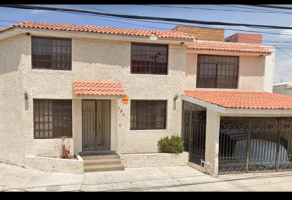 Foto de inmueble en AV. CORDILLERA ARAKAN #766, Col. Lomas 4a Sección C.P. 78216, San Luis Potosí