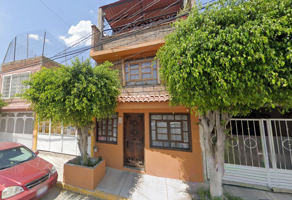 Foto de inmueble en Del Avellano, Los Naranjos, 38013 Celaya, Gto. #131, Col. Los Naranjos C.P. 38013, Celaya