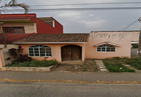 Foto de inmueble en Blvrd de las Flores, Villas de la Llave, 94472 Fortín de las Flores, Ver. #1250, Col. Villas de La Llave C.P. 94472, Fortín