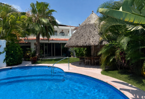 Foto de inmueble en Condomunious Puerto Iguana, Isla Iguana, 48335 Puerto Vallarta, Jal. #133, Col. Marina Vallarta C.P. 48335, Puerto Vallarta