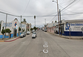 Foto de inmueble en 10 #00Int. 00, Col. Bustamante C.P. 22840, Ensenada