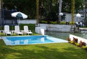Foto de inmueble en calle #01, Col. Tequesquitengo C.P. 62915, Jojutla