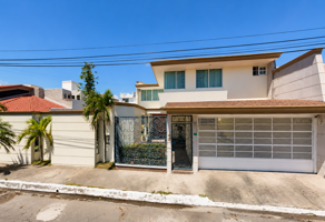 Foto de inmueble en Calle Sierra 606, Costa de Oro, 94299 Veracruz, Ver. #s/n, Col. Costa de Oro C.P. 94299, Boca del Río