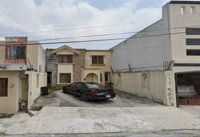 Foto de inmueble en Paseo de San Antonio, Col. Misión de Guadalupe C.P. 67117, Guadalupe
