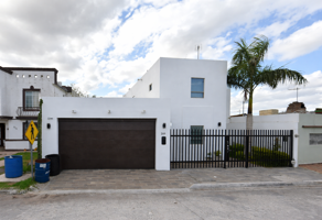Foto de inmueble en C. Montes Claros 309, Quinta Real, 87345 Heroica Matamoros, Tamps. #s/n, Col. Valle de los Reyes C.P. 87345, Matamoros