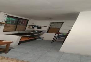 Foto de inmueble en 18 De Marzo #s/n, Col. La Poza C.P. 95870, Catemaco