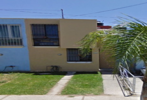 Foto de inmueble en P.º de Los Encinos Sur 507, Villas de Zapopan, 45133 Zapopan, Jal. #507, Col. Savia Tulipan C.P. 45133, Zapopan