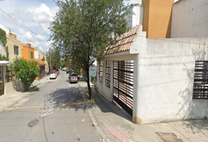 Foto de inmueble en NAPOLES, Col. Jardines de San Martin C.P. 66061, General Escobedo