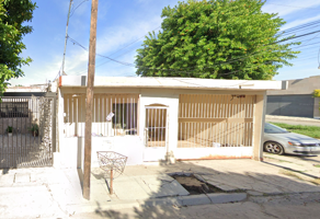 Foto de inmueble en Calle Santa Rosa, Col. Florida Blanca C.P. 27268, Torreón