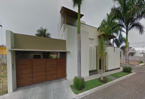Foto de inmueble en Avenida La Paz 121, Col. Residencial Santa Bárbara C.P. 28017, Colima