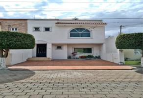 Foto de inmueble en Circuito Potreto #347, Col. El Cortijo C.P. 36614, Irapuato