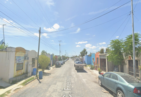 Foto de inmueble en C. Fresno 469, Valle Elizondo, 88295 Nuevo Laredo, Tamps. #469, Col. Valle Dorado C.P. 88295, Nuevo Laredo