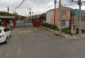 Foto de inmueble en Monte Illimani, Alborada, El Terremoto, 54803 Cuautitlán, Méx., Col. Hacienda de Cuautitlán C.P. 54803, Cuautitlán Foto de inmueble en Monte Illimani, Alborada, El Terremoto, 54803 Cuautitlán, Méx., Col. Hacienda de Cuautitlán C.P. 54803, Cuautitlán