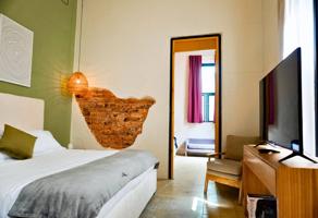 Foto de inmueble en C. Manuel Acuña 427, Zona Centro, 44100 Guadalajara, Jal. #427, Col. Guadalajara Centro C.P. 44100, Guadalajara