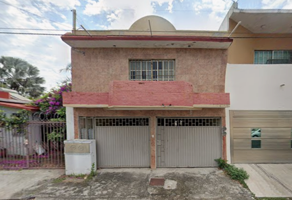 Foto de inmueble en C. Encino, Floresta, 91940 Veracruz, Ver., Col. Floresta C.P. 91940, Veracruz