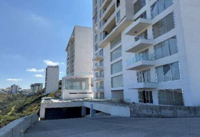 Foto de inmueble en Senda de Calandrias, Lomas de Carretas, 76067 Santiago de Querétaro, Qro., Col. La Laguna C.P. 76067, Querétaro