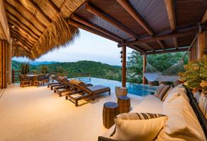 Foto de inmueble en 70989 La Bocana de Copalita, Oax., Col. La Bocana de Copalita C.P. 70988, Santa María Huatulco