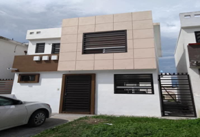 Foto de inmueble en Privadas de Santa Rosa 2do Sector, N.L., Col. Manuel Villarreal C.P. 66600, Apodaca