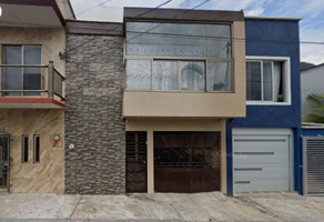 Foto de inmueble en C. Esmeralda, El Espinal, 94330 Orizaba, Ver., Col. El Espinal C.P. 94330, Orizaba