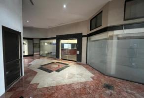 Foto de inmueble en AV LOPEZ MATEOS Y MOCTEZUMA #s/nInt. LOCAL 1B, Col. Ciudad Del Sol C.P. 45050, Zapopan