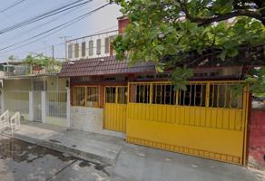 Foto de inmueble en Av. Rosa del Centro, El Rosario INFONAVIT, Tuxtla Gutiérrez, Chis., Col. Infonavit El Rosario C.P. 29049, Tuxtla Gutiérrez