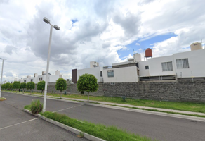 Foto de inmueble en Av Marquéz de Montemayor #s/n, Col. Real del Marques Residencial C.P. 76118, Querétaro