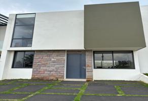 Foto de inmueble en Avenida Puerta Madero, Col. Puerta Madero C.P. 58090, Morelia