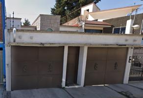 Foto de inmueble en C. Lirios, Casa Blanca, San Jerónimo Chicahualco, Méx., Col. Casa Blanca C.P. 52175, Metepec