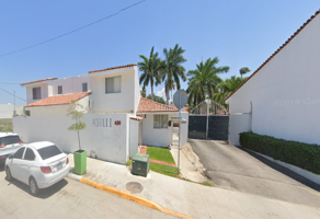 Foto de inmueble en Av Paseo de Las Gaviotas, Soleares, Garzas Gaviotas, 28219 Manzanillo, Col. #430, Col. Villa Florencia C.P. 28219, Manzanillo