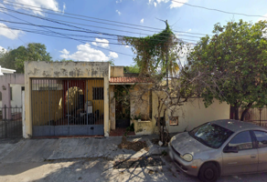 Foto de inmueble en C. 25ᴬ 96, Chuburna de Hidalgo, Hidalgo de Chuburná, 97205 Mérida, Yuc. #96, Col. Privada Cortijo C.P. 97205, Mérida