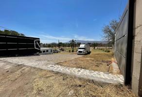 Foto de inmueble en Carretera San Isidro Mazatepec #2200, Col. Santa Cruz de las Flores C.P. 45640, Tlajomulco de Zúñiga