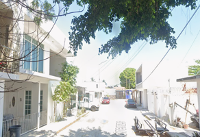 Foto de inmueble en San Lorenzo, Lepaviees, San Joaquín, 24157 Cdad. del Carmen, Camp. #s/n, Col. Villas del Carmen C.P. 24157, Carmen