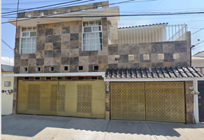 Foto de inmueble en Calle del Fuego 428 #428, Col. Jardines del Moral C.P. 37160, León