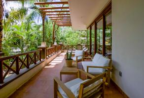 Foto de inmueble en Playa #s/nInt. 107, Col. Cruz de Huanacaxtle C.P. 63734, Bahía de Banderas