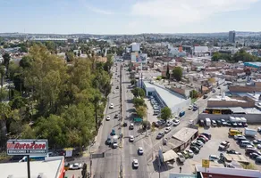 Foto de inmueble en AV. LIC. LOPEZ MATEOS OTE.  #803, Col. San Luis C.P. 20250, Aguascalientes