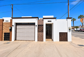 Foto de inmueble en Prolongación Matamoros, Col. Bustamante C.P. 22840, Ensenada
