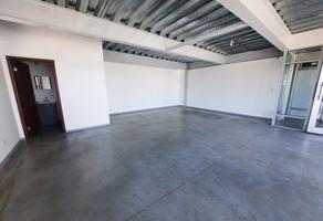 Foto de inmueble en Calle Ensenada, Col. La Ciénega Poniente C.P. 22114, Tijuana