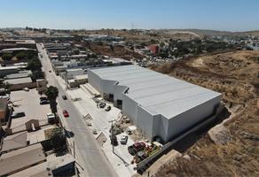 Foto de inmueble en Av. Lázaro Cárdenas, Col. La Gloria C.P. 22645, Tijuana