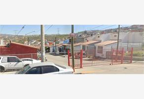 Foto de inmueble en BAJA CALIFORNIA #247, Col. Lomas de la Presa C.P. 22813, Ensenada