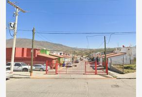 Foto de inmueble en Baja California #247, Col. Lomas de la Presa C.P. 22813, Ensenada