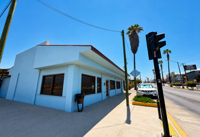 Foto de inmueble en Novena, Col. Piedras Negras C.P. 22830, Ensenada